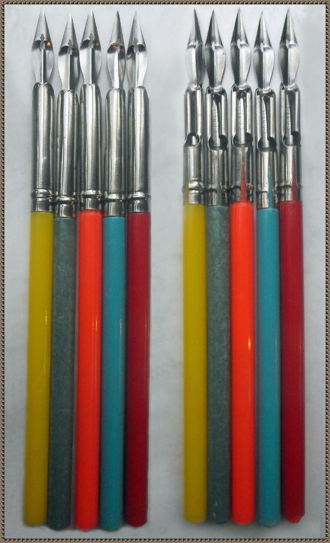 A set of 5 vintage pen holders